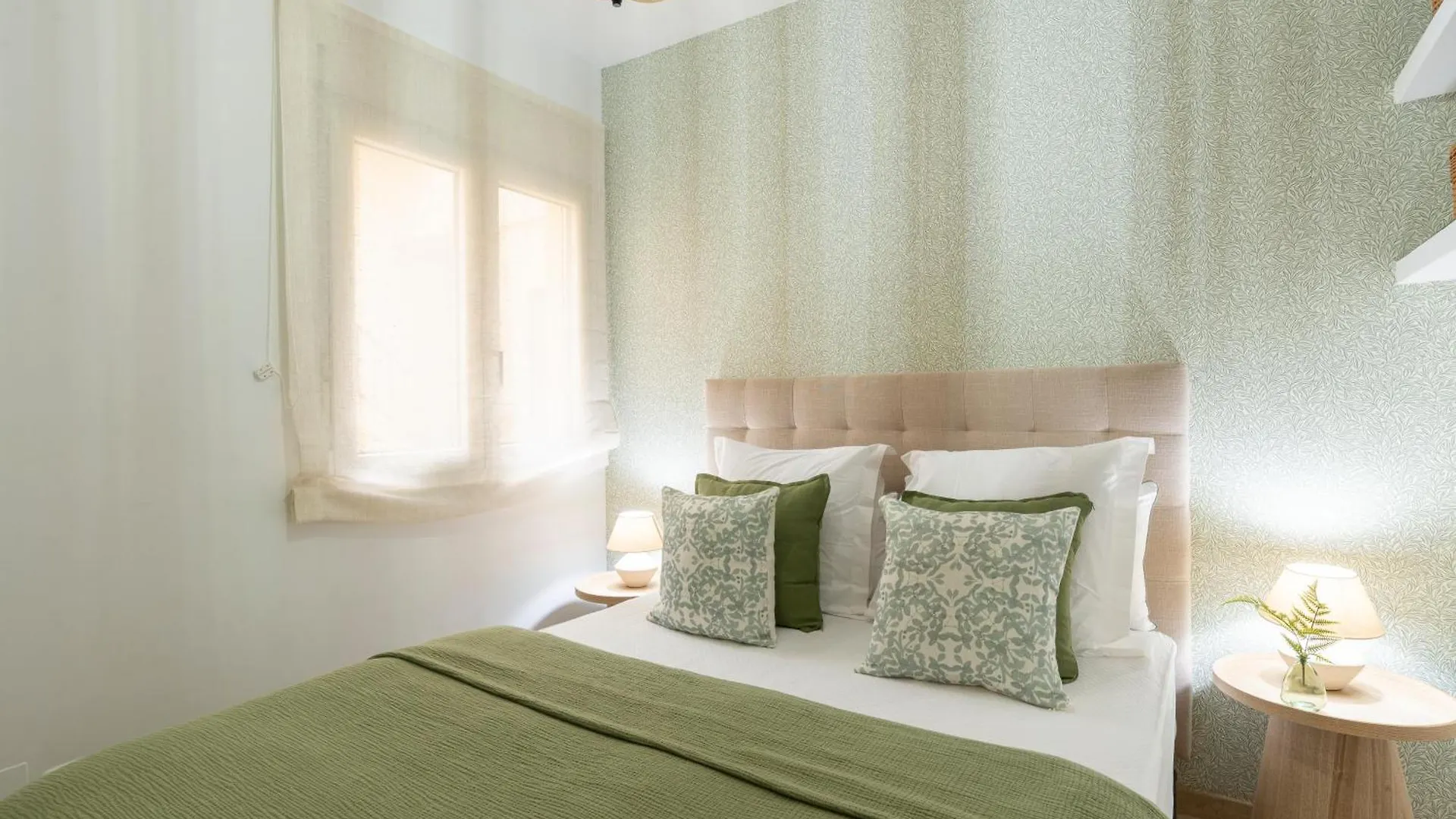 Apartment & Pool In Malaga City Center Spanien