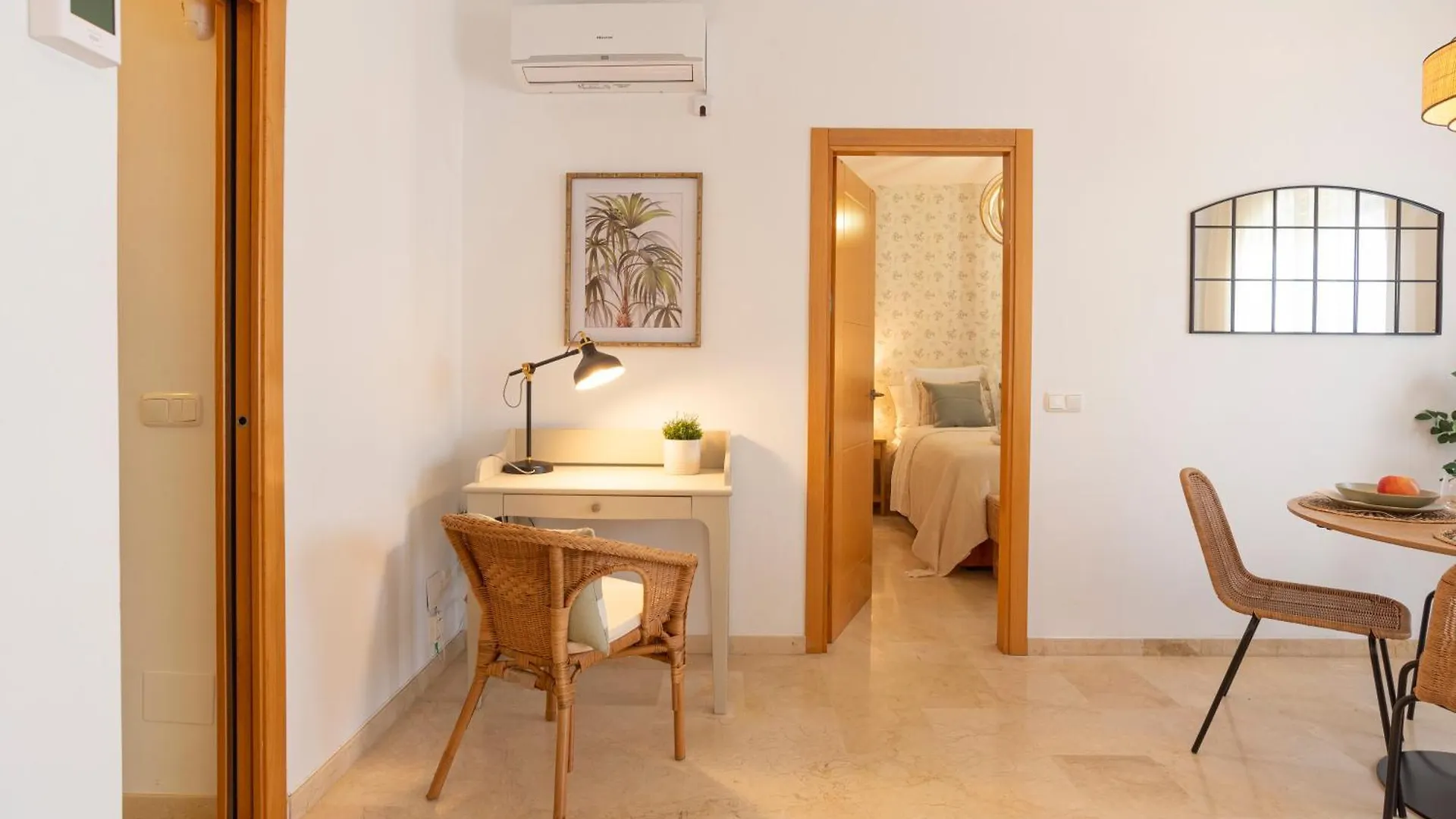 Apartment & Pool In Malaga City Center